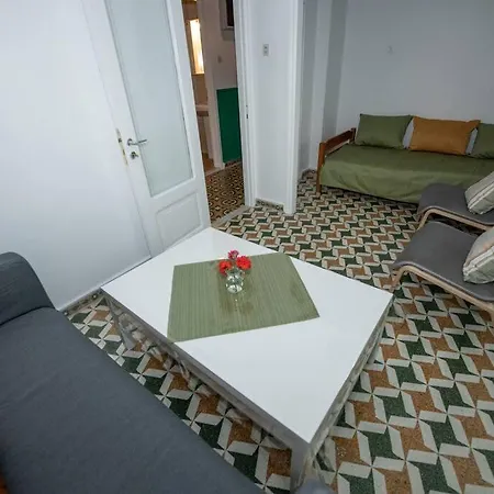 Cosy Flat In The Heart Of * سكوبيلوس تاون