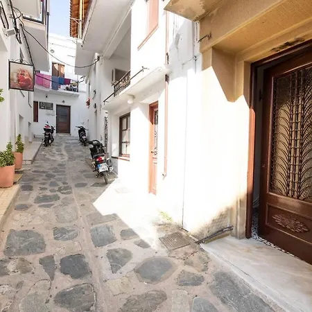 Cosy Flat In The Heart Of